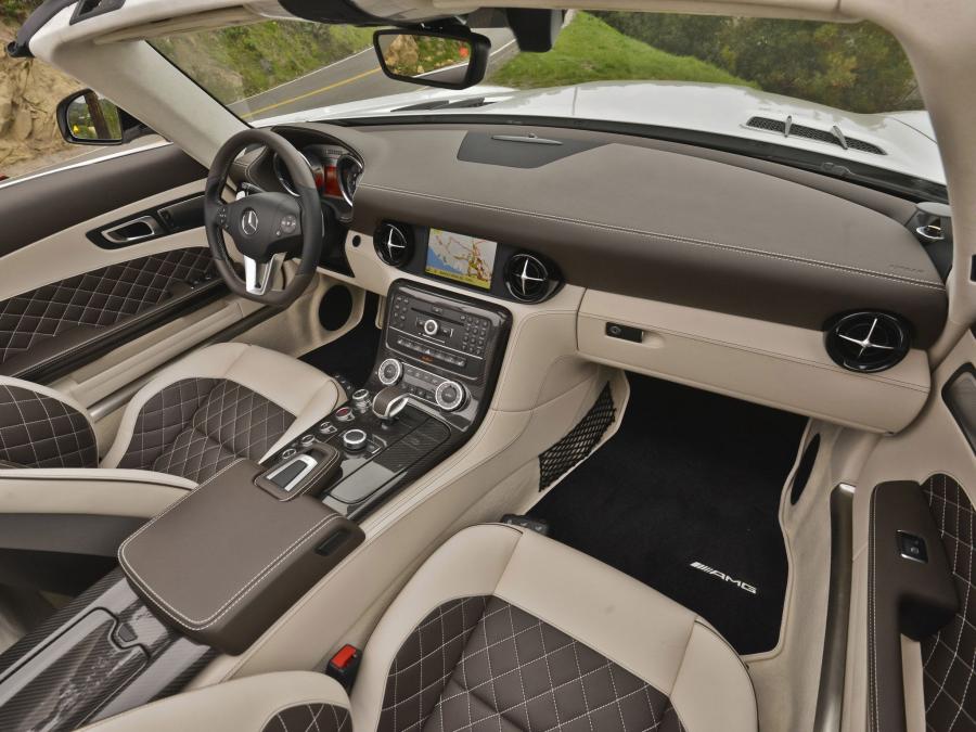 Торпедо Mercedes-Benz SLS AMG GT Roadster (R197) 2012 года  (NA) (фото 28 из 54)